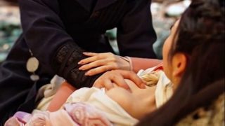 小伙被迫和师傅双修,不料师傅却上瘾了